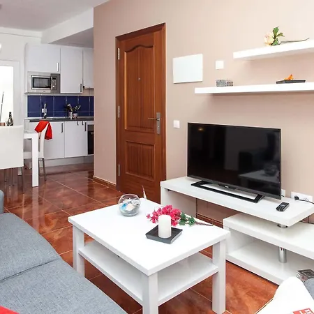 Pantai By Vacanzy Collection Apartment *