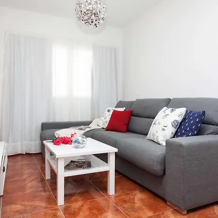 Apartment Pantai By Vacanzy Collection
