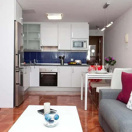 Apartment Pantai By Vacanzy Collection La Oliva